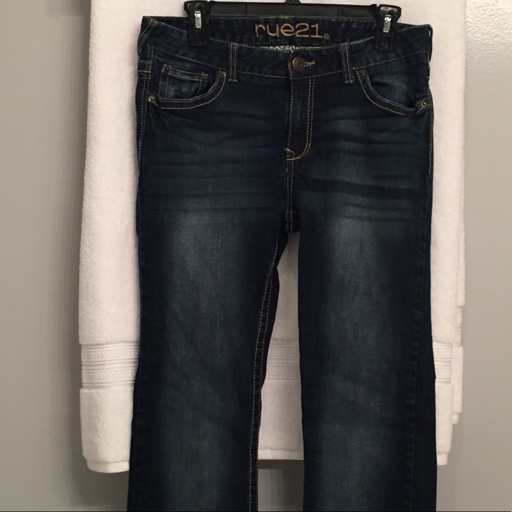 Rue 21 Dark Denim Jeans Bootcut 9/10 short